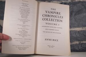 The Vampire Chronicles Collection- Interview with the Vampire, The Vampire Lestat, The Queen of the Damned (05)